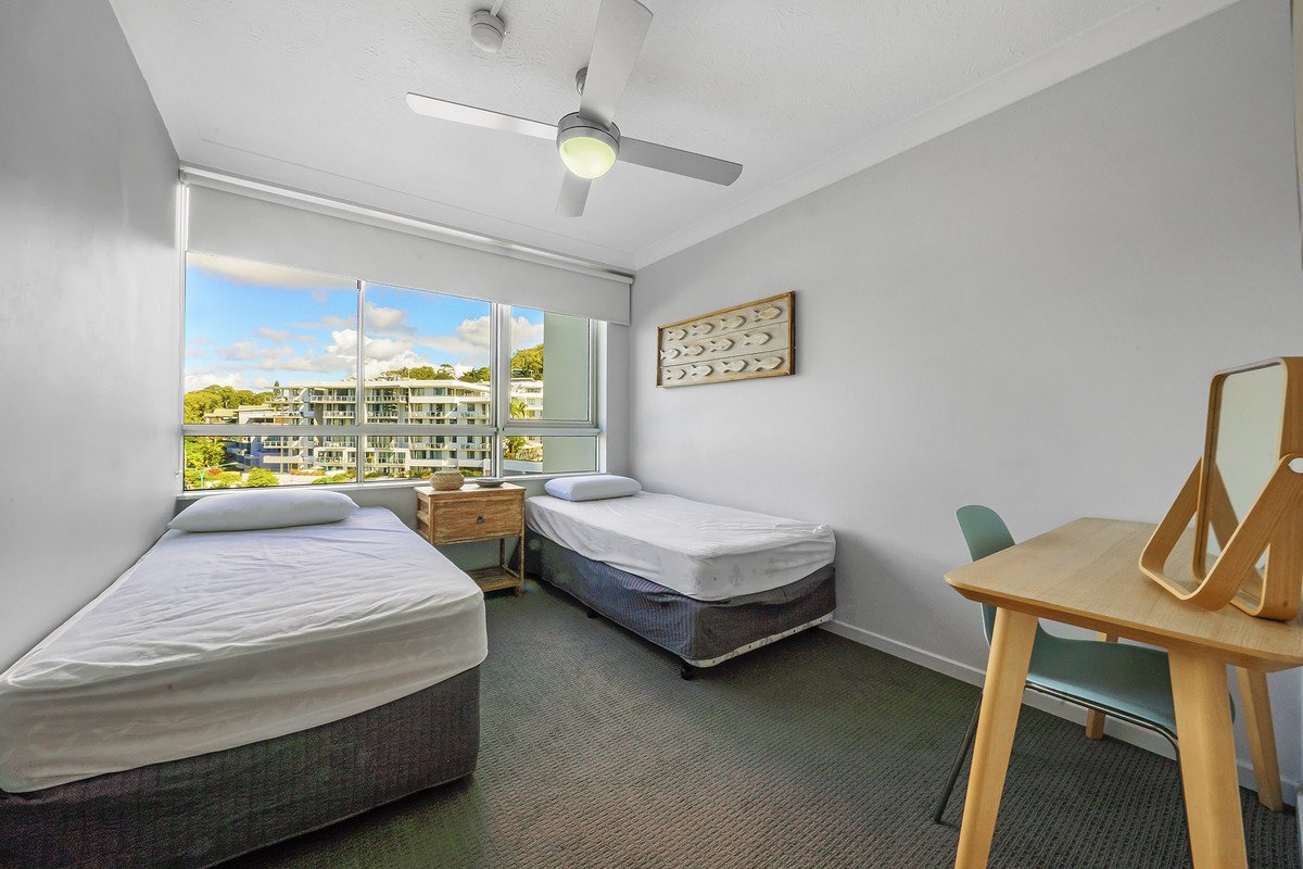 5F/52 Goodwin Terrace Burleigh Heads 12