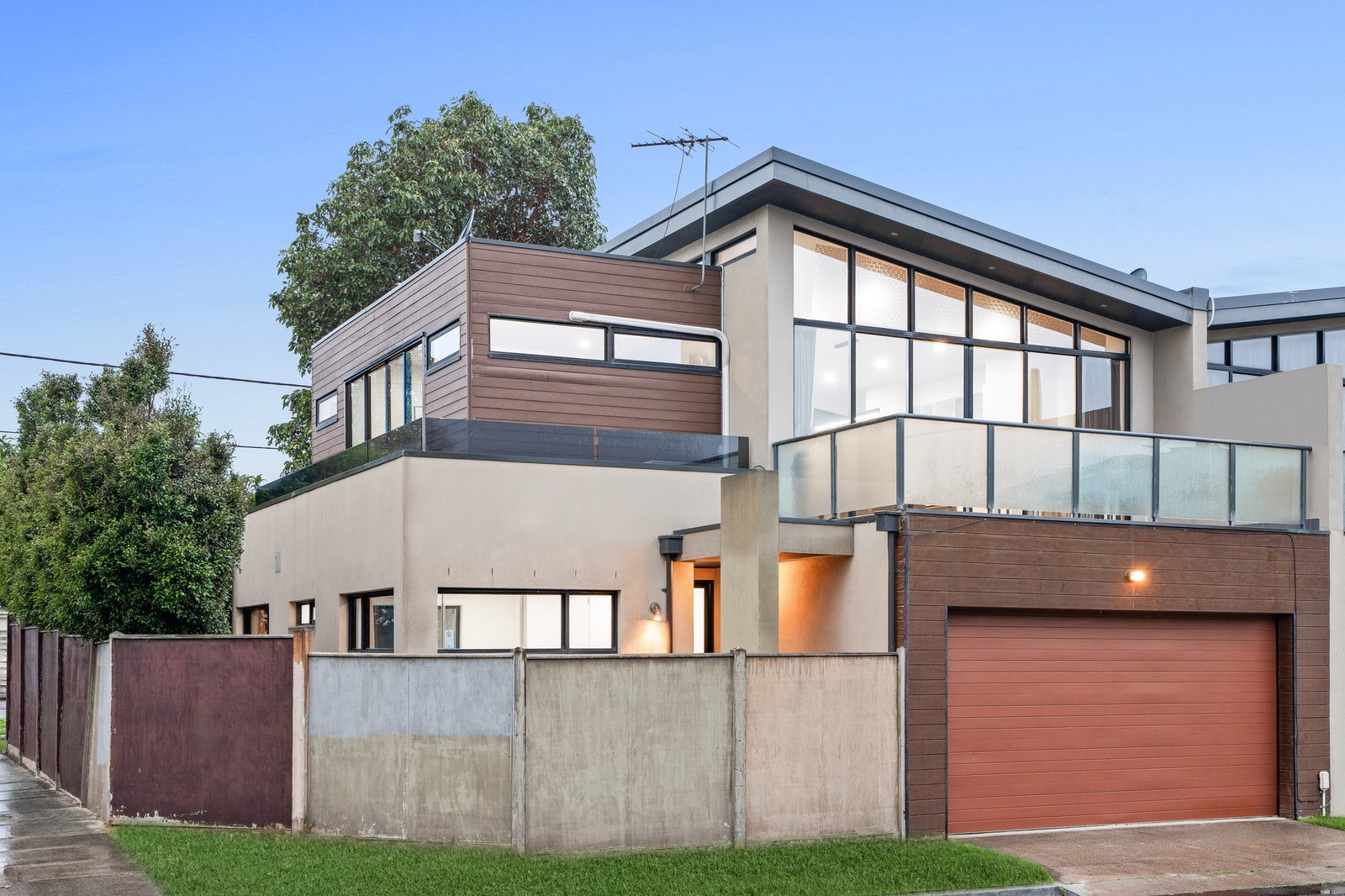 Gallery: 5G Mackie Road