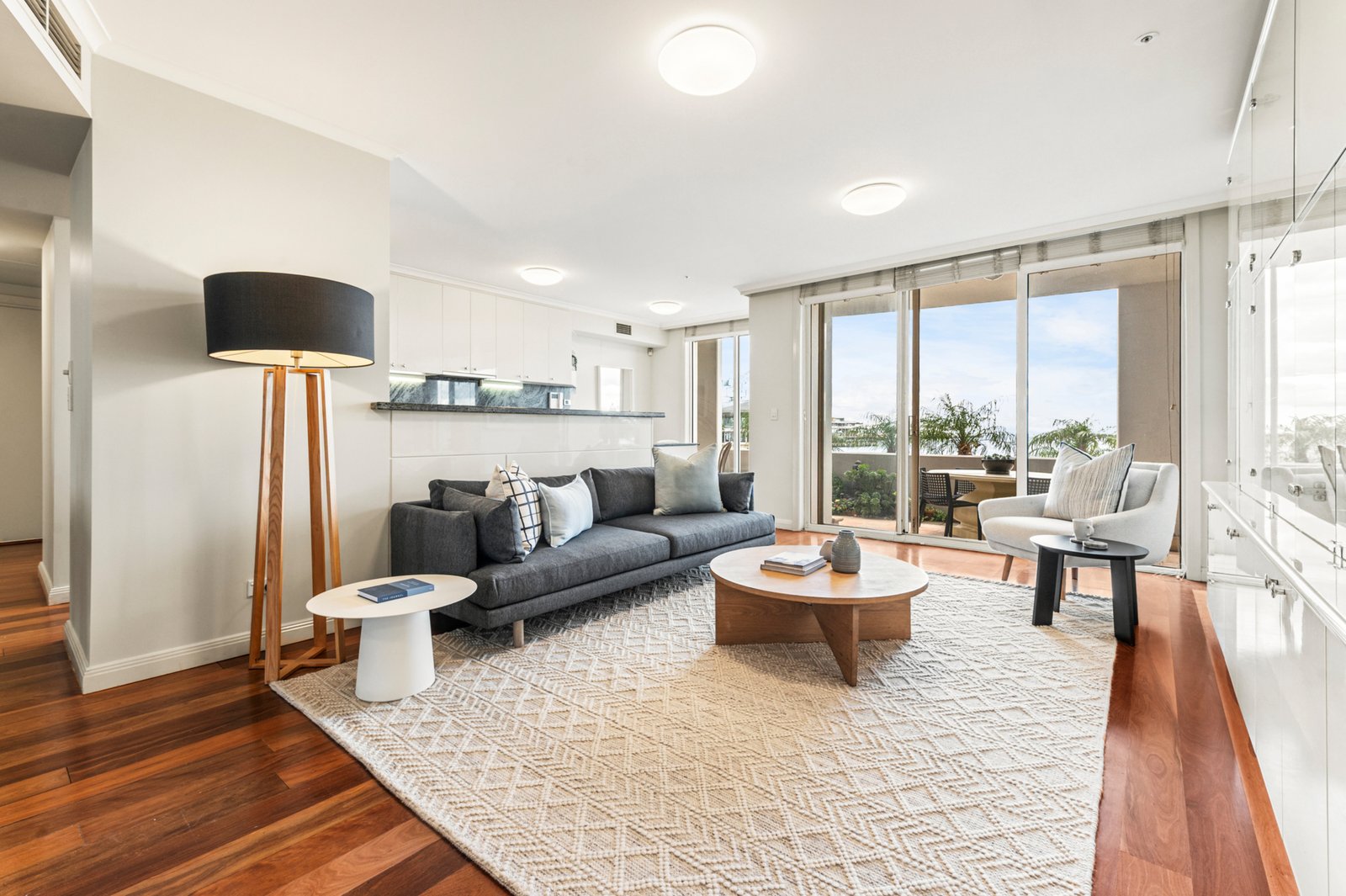 Gallery: 5T/115 Beach Street
