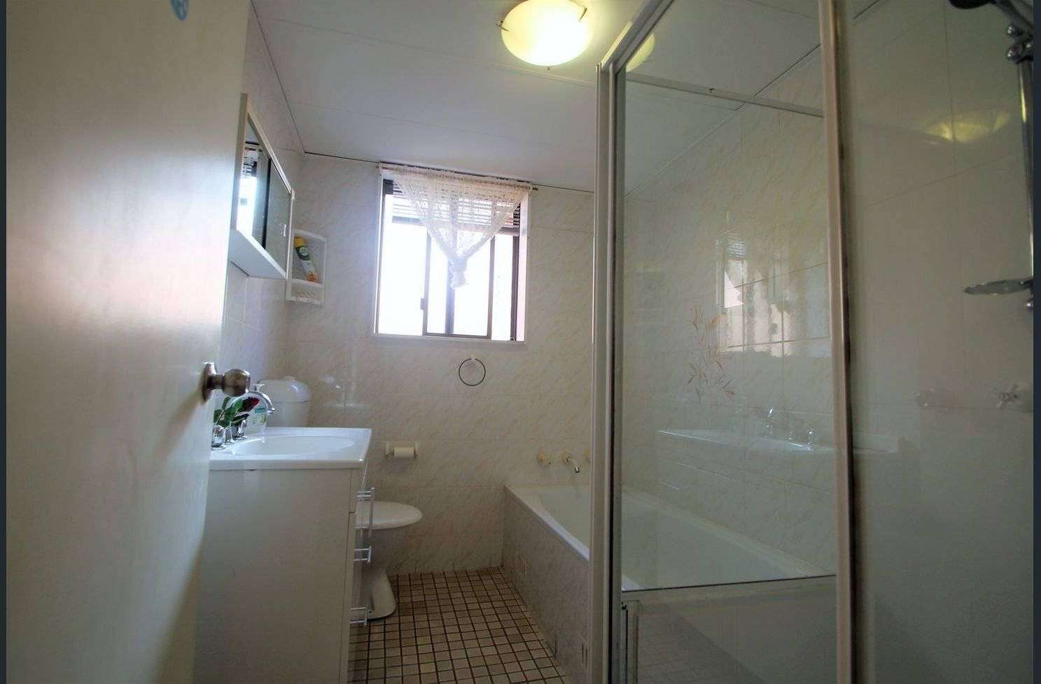 6 / 1 - 5 Pearl Street HURSTVILLE 5