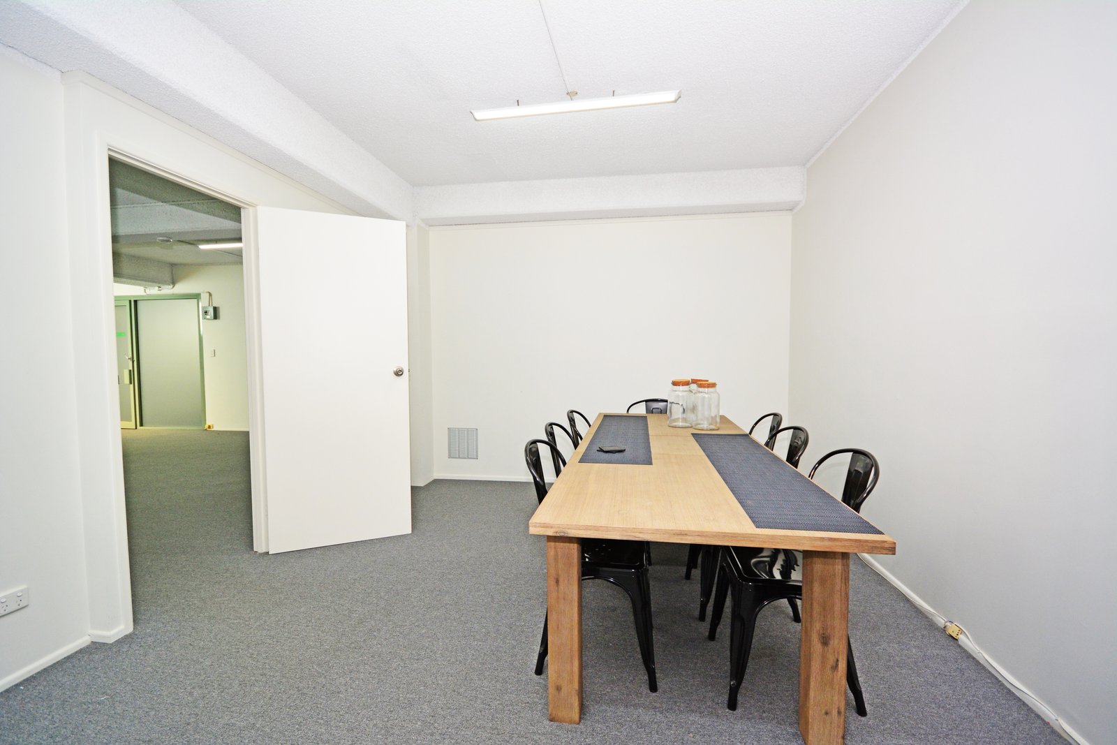 6 & 7/ 133 Wharf Street TWEED HEADS 2