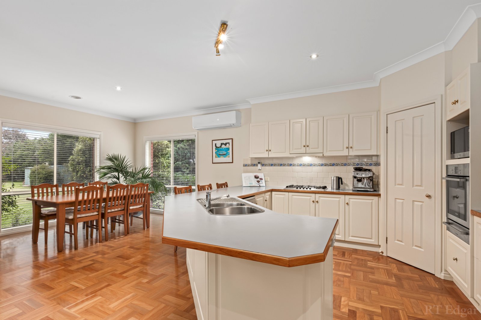 Real Estate and Property in 6-8 Charlemont Court, Ocean Grove, VIC