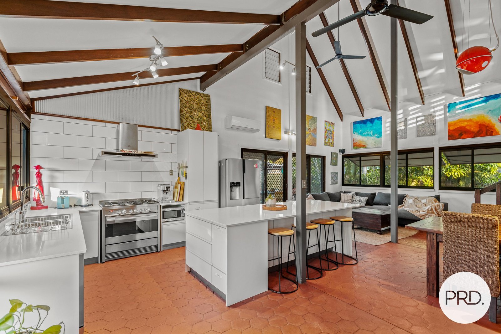 6 Aarons Drive CABLE BEACH 4