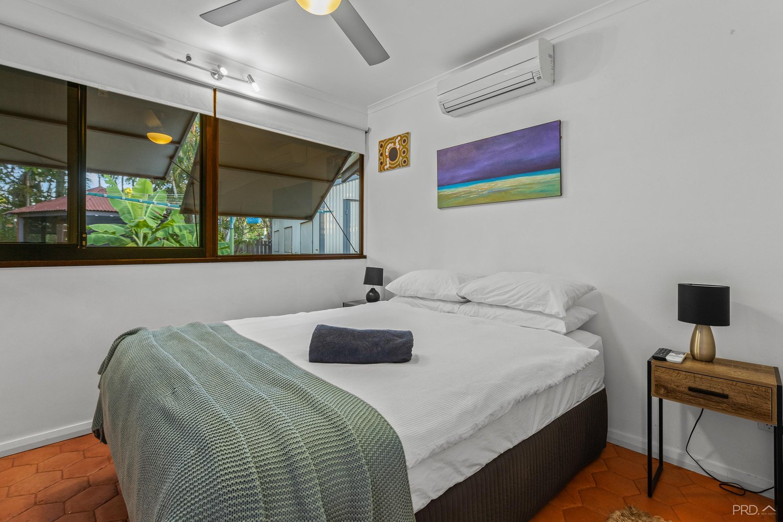 6 Aarons Drive CABLE BEACH 12