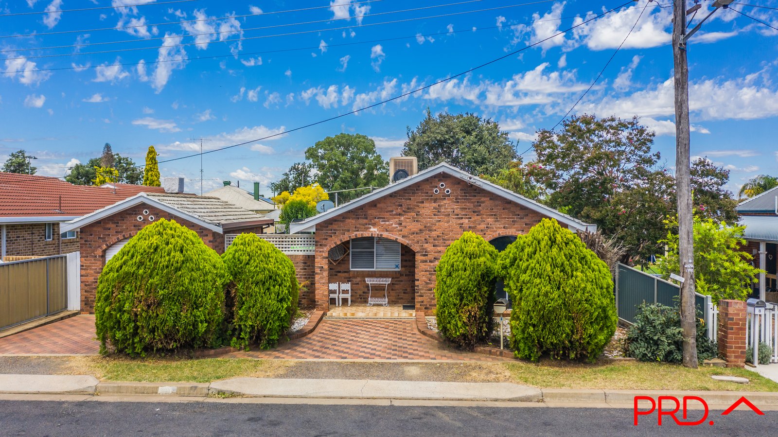 6 Adam Street TAMWORTH 1