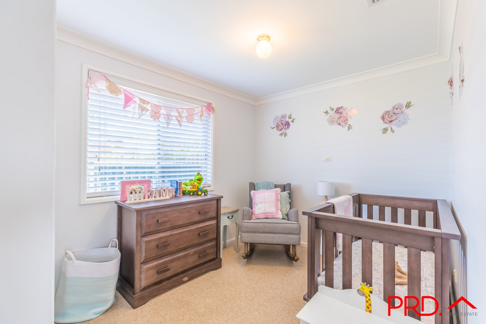 6 Adam Street TAMWORTH 10