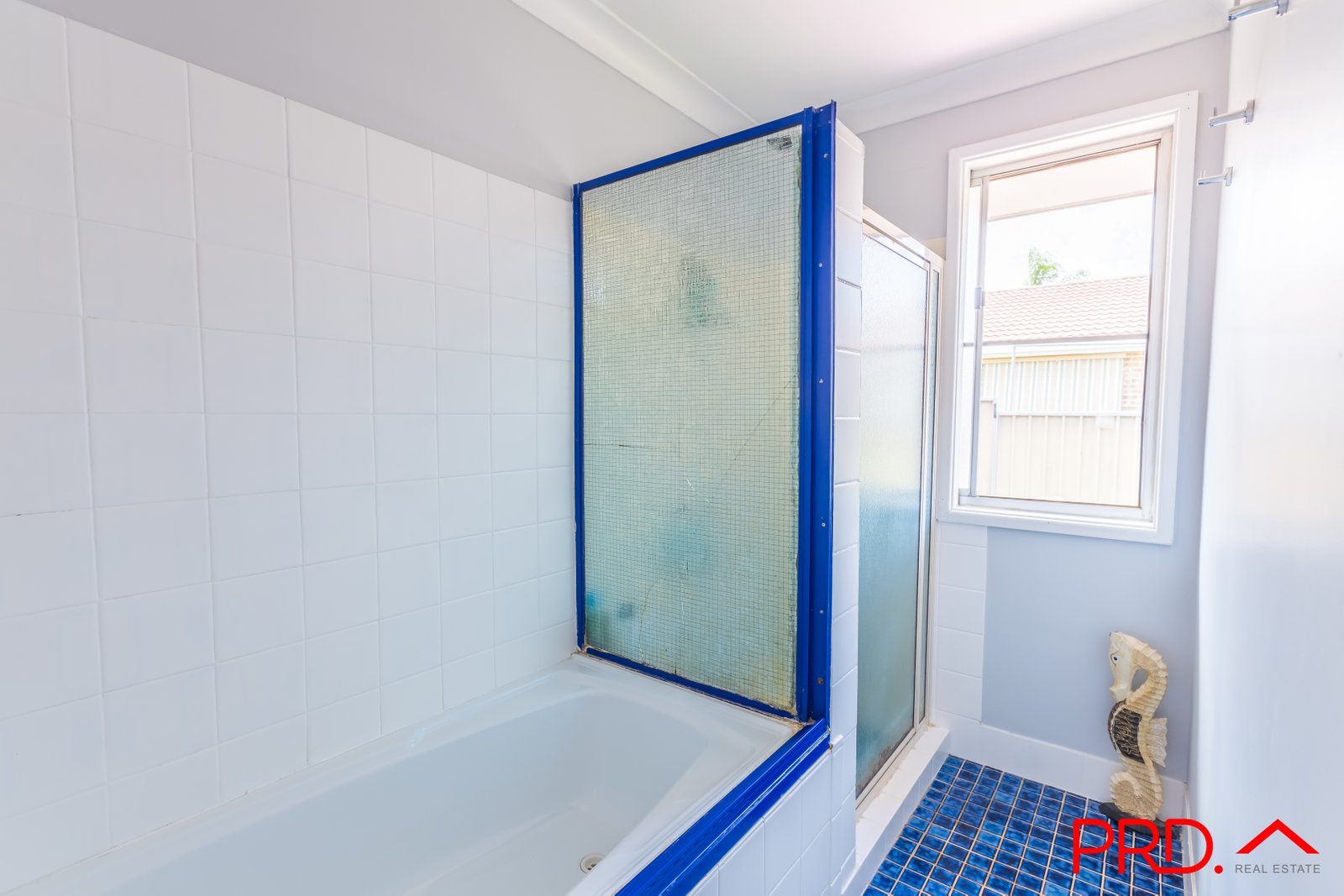 6 Adam Street TAMWORTH 11