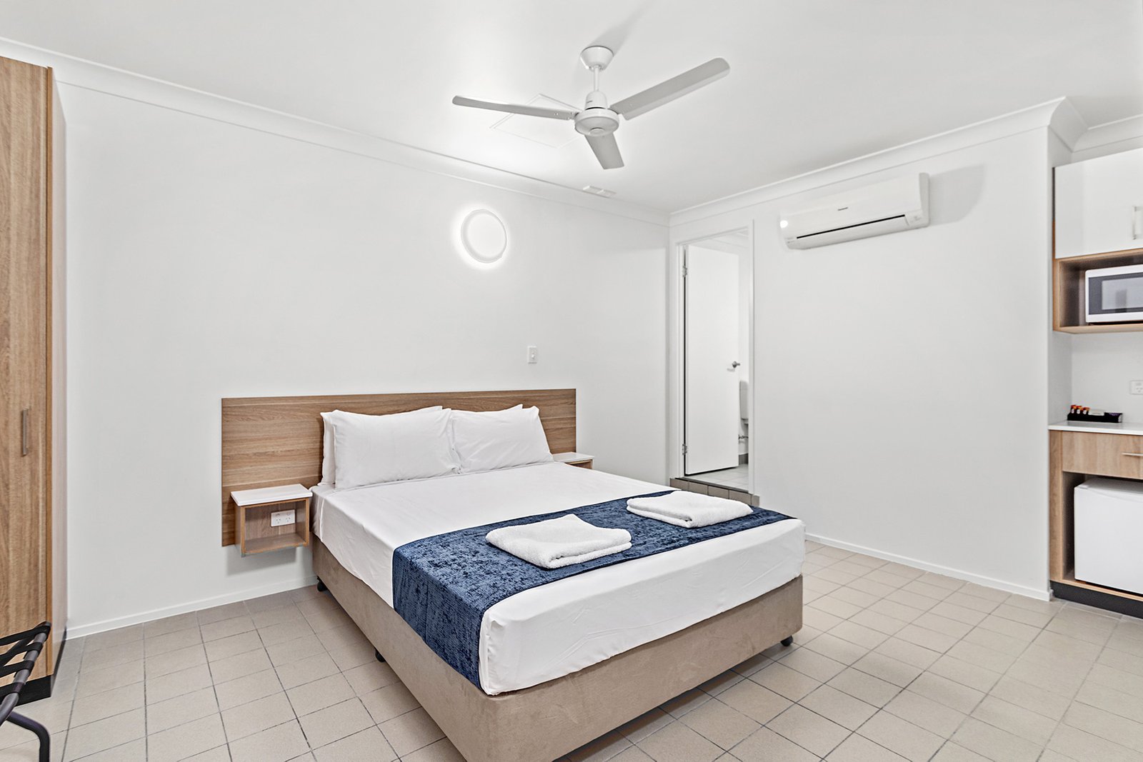 6 Airlie Esplanade AIRLIE BEACH 3