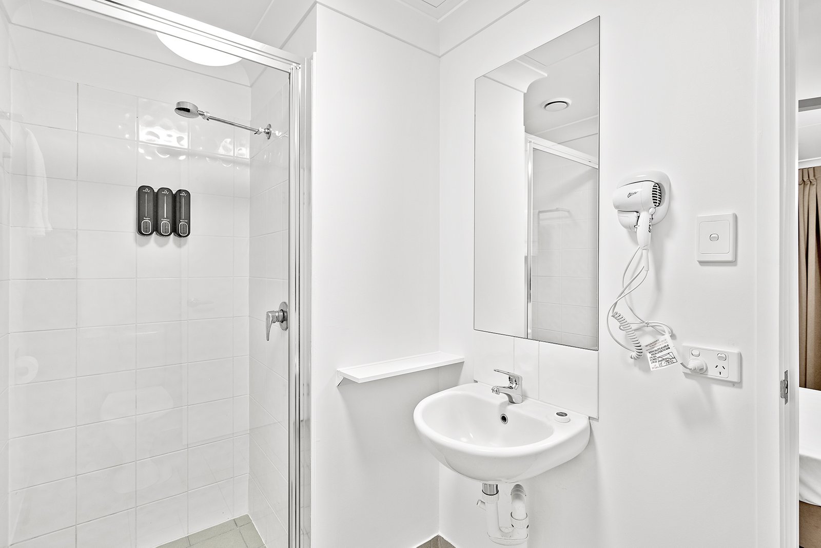 6 Airlie Esplanade AIRLIE BEACH 10