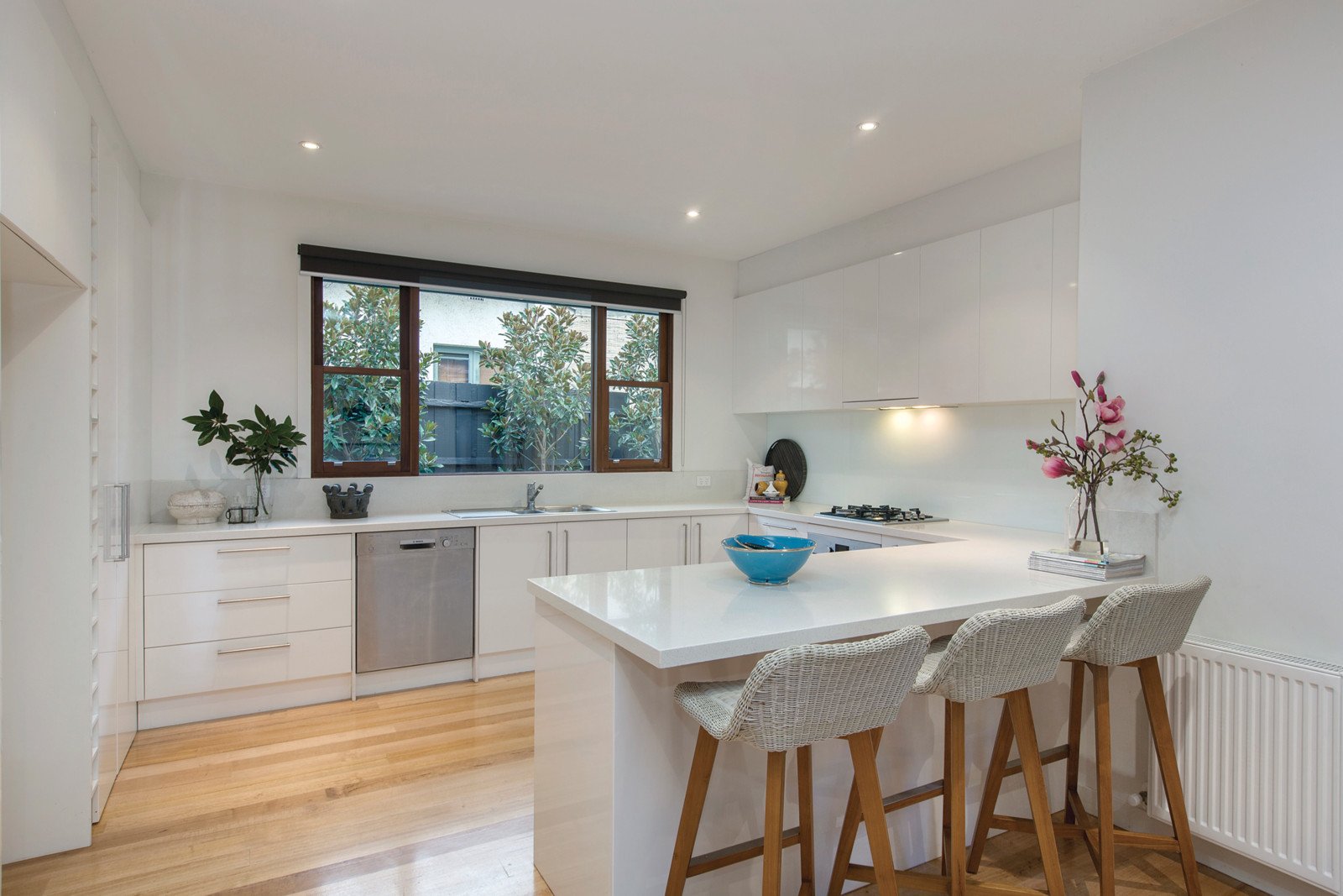 6 Albion Road, Glen Iris, VIC