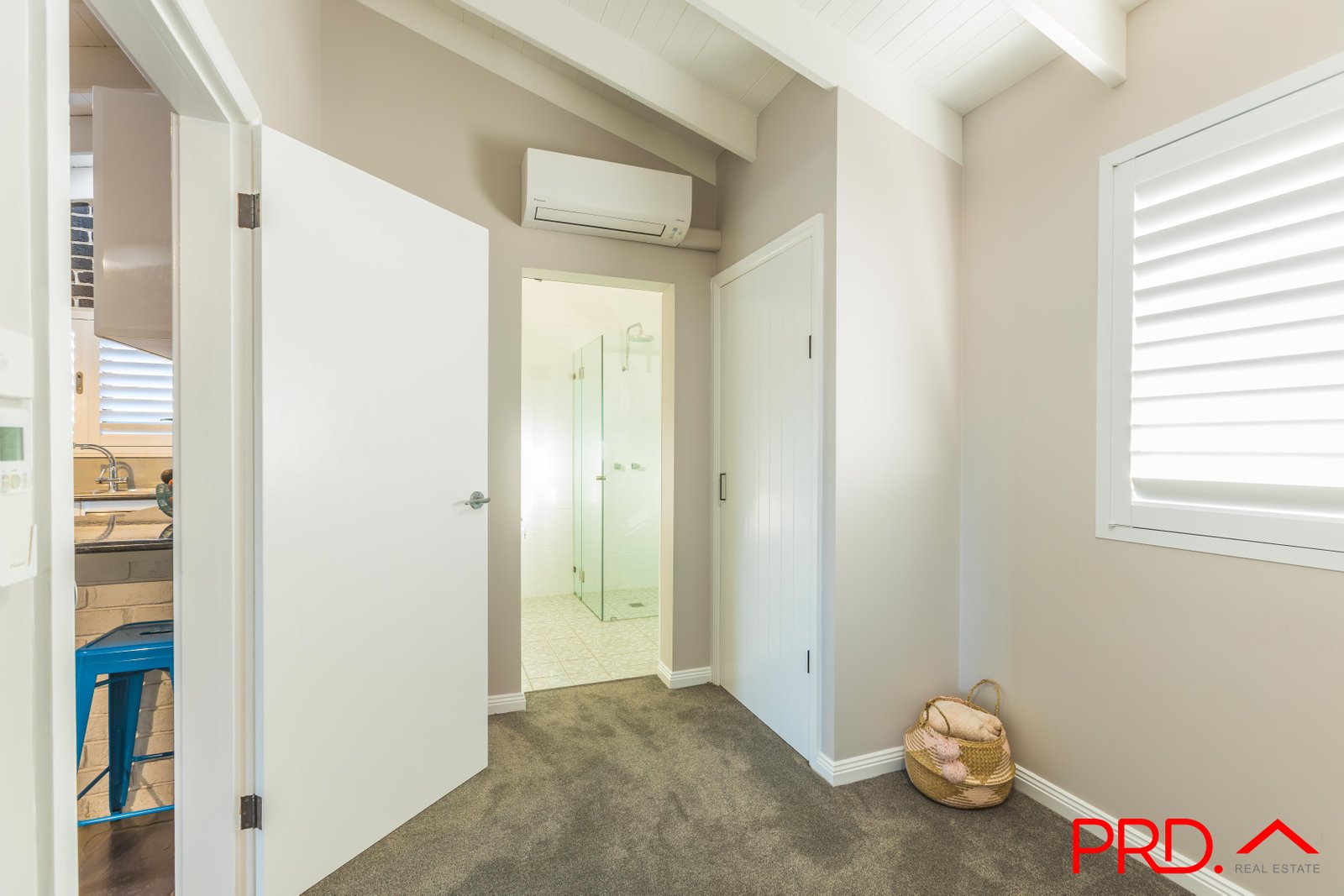 6 Alexis Street TAMWORTH 18