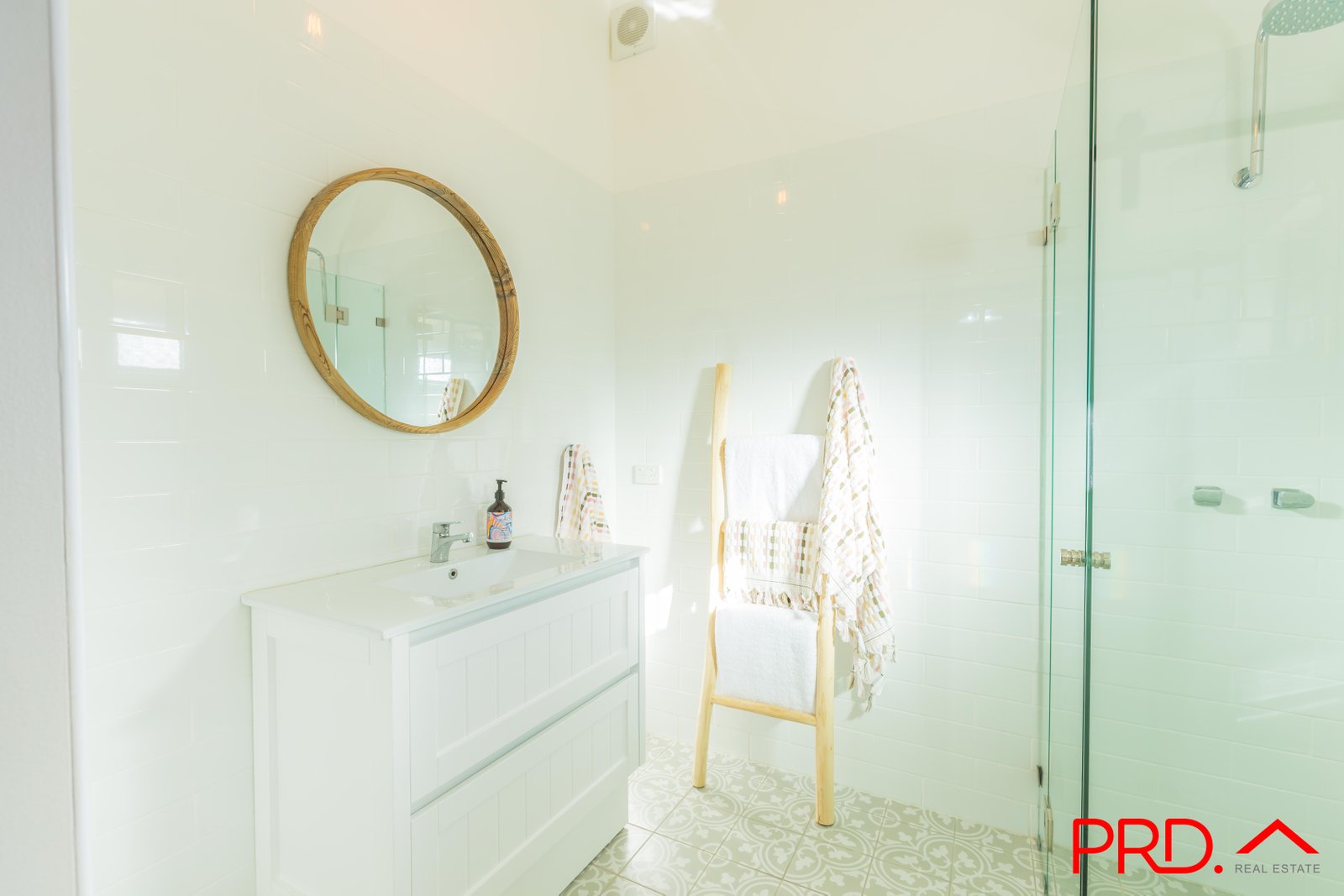 6 Alexis Street TAMWORTH 20