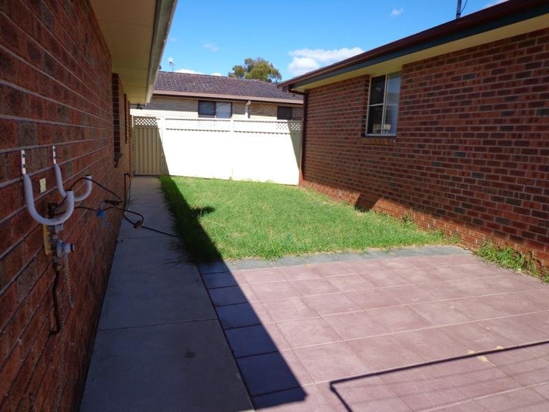 6 Allawah Street TAMWORTH 7