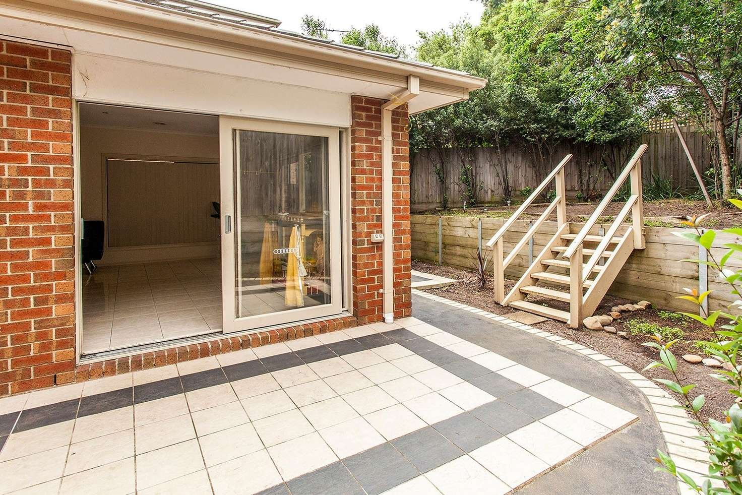 Real Estate and Property in 6 Altona Court, Doncaster East, VIC