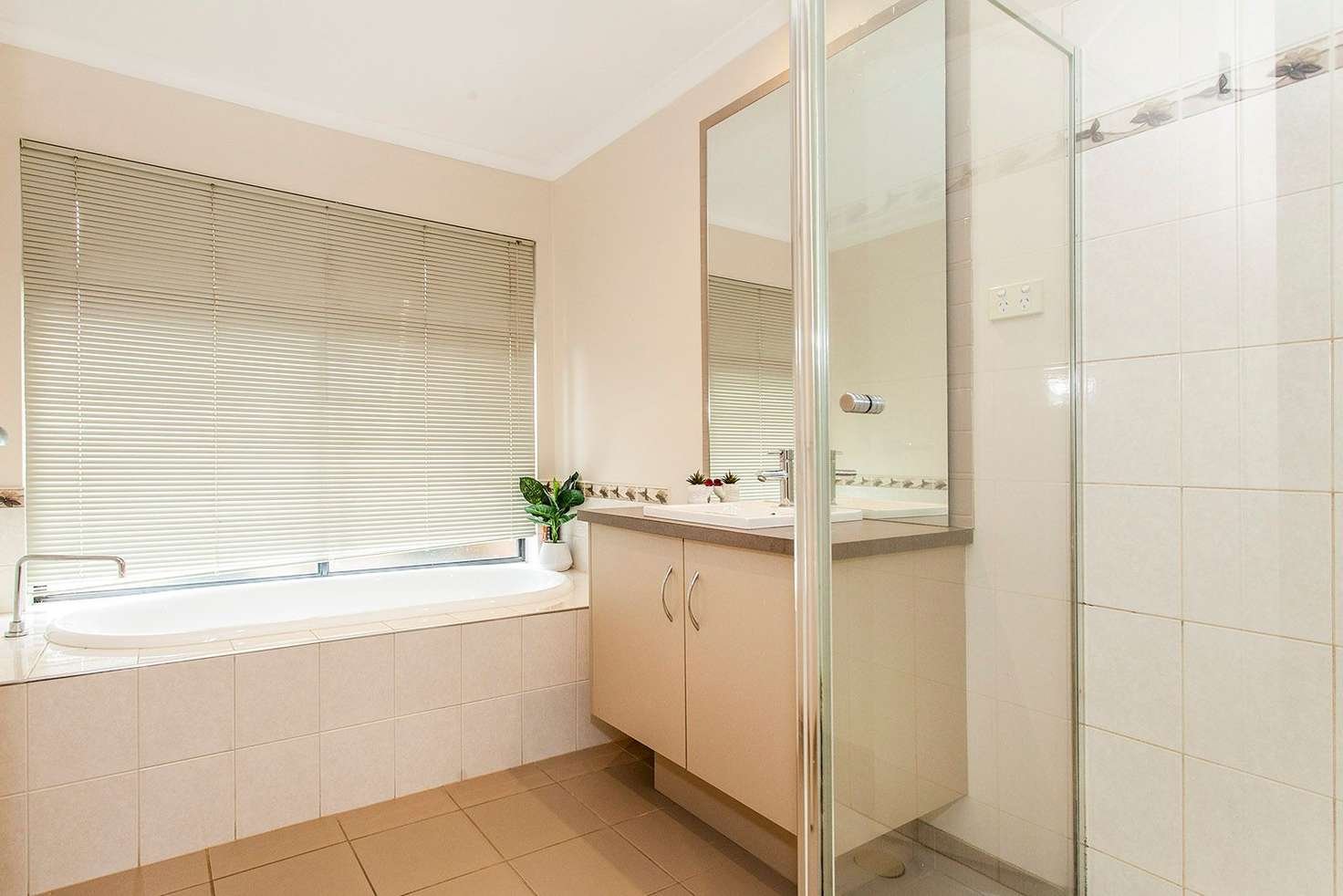 Real Estate and Property in 6 Altona Court, Doncaster East, VIC