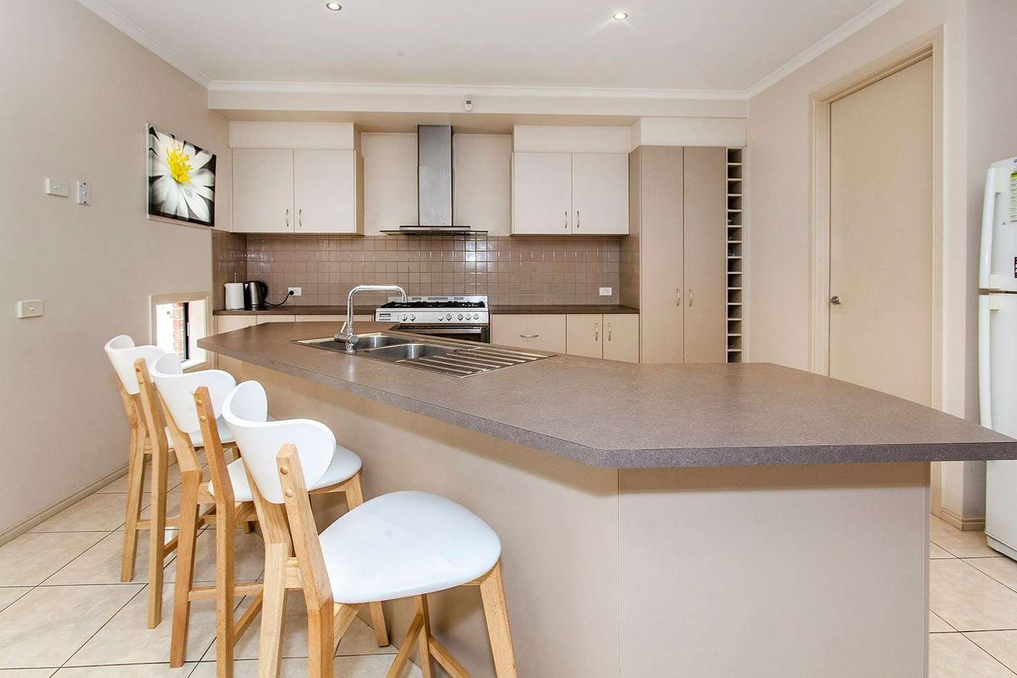 Real Estate and Property in 6 Altona Court, Doncaster East, VIC