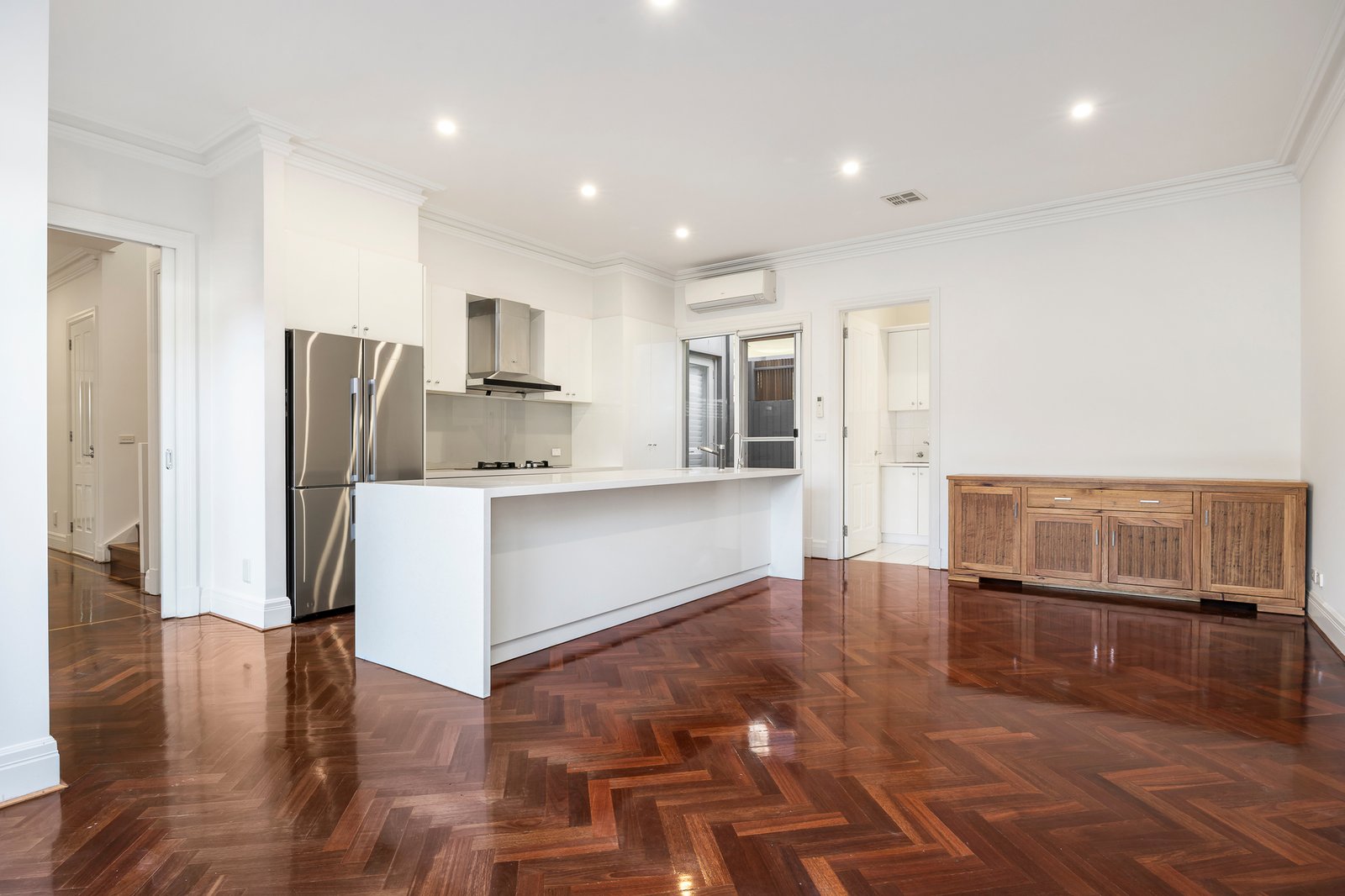 Gallery: 6 Alverna Grove