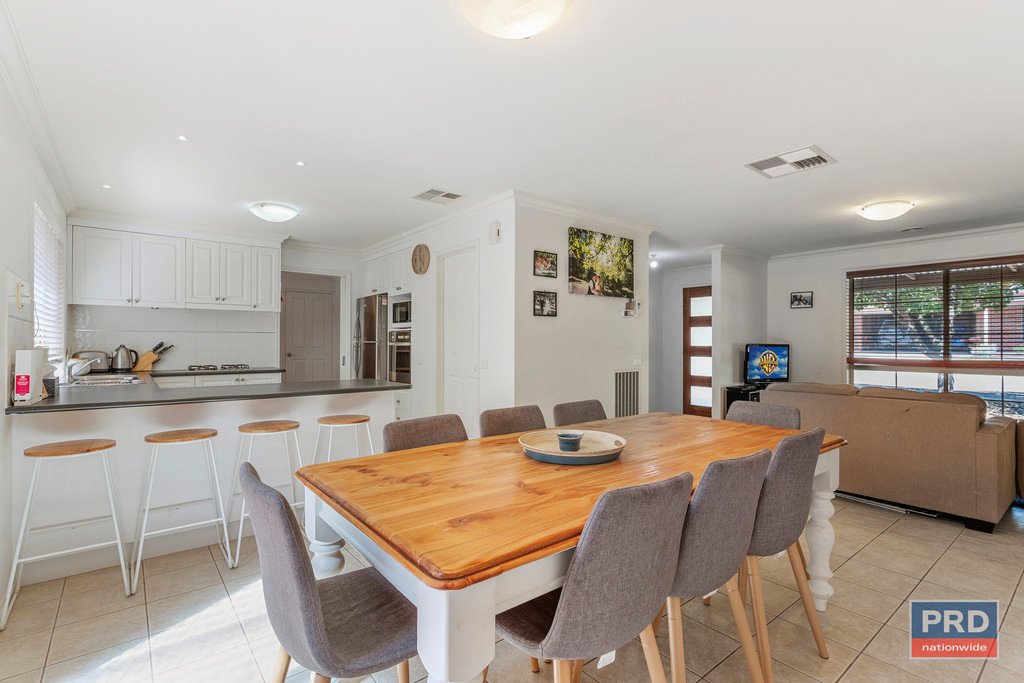 6 Amesbury Place STRATHFIELDSAYE 2