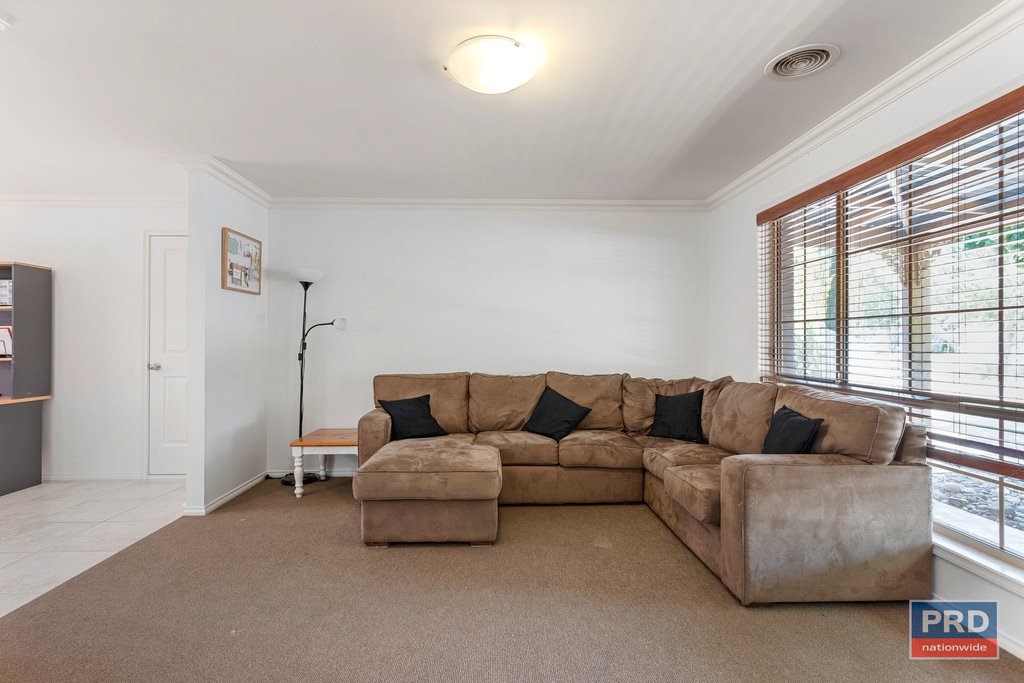 6 Amesbury Place STRATHFIELDSAYE 4