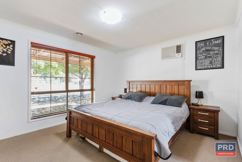 6 Amesbury Place STRATHFIELDSAYE 11