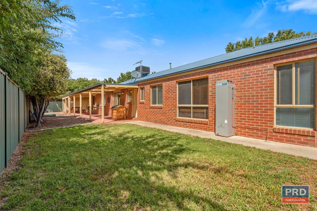6 Amesbury Place STRATHFIELDSAYE 15