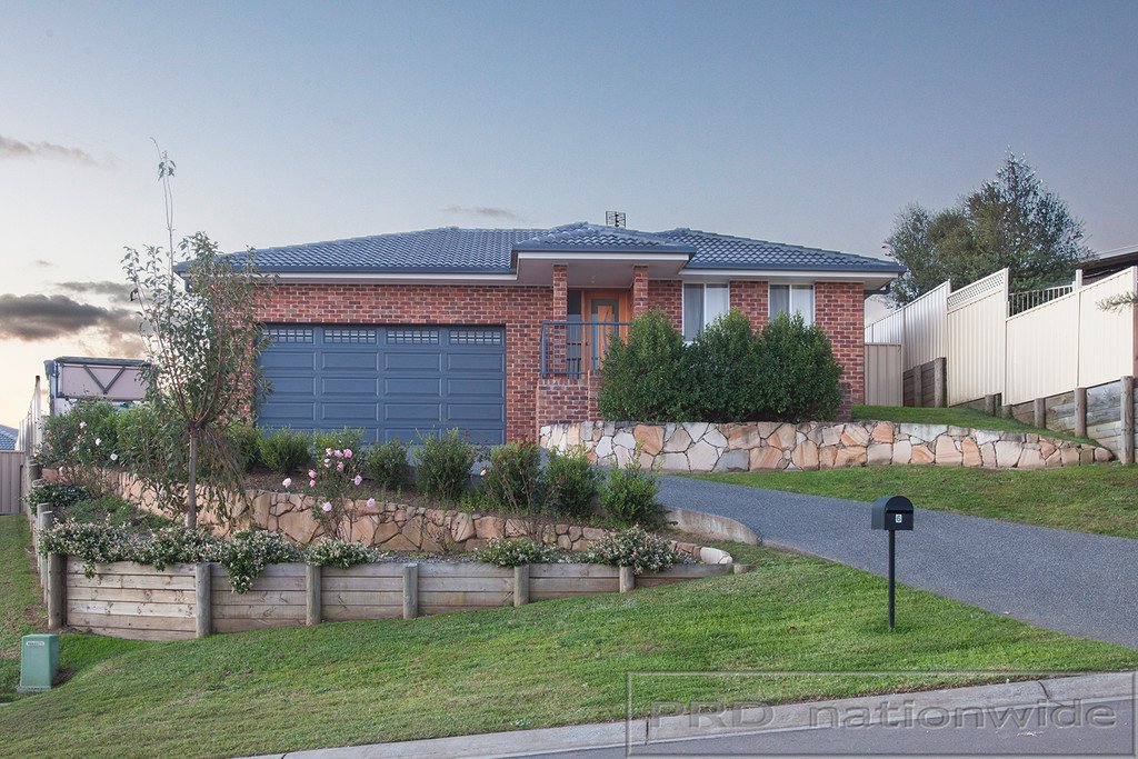 6 Andrew Court RUTHERFORD 18