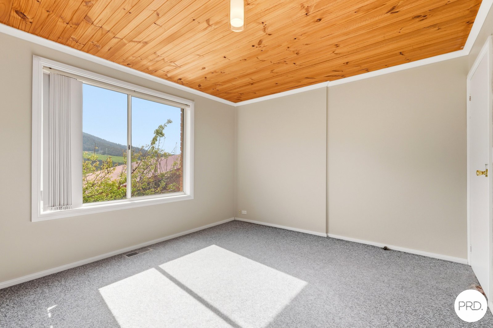 6 Anita Place GLENORCHY 17