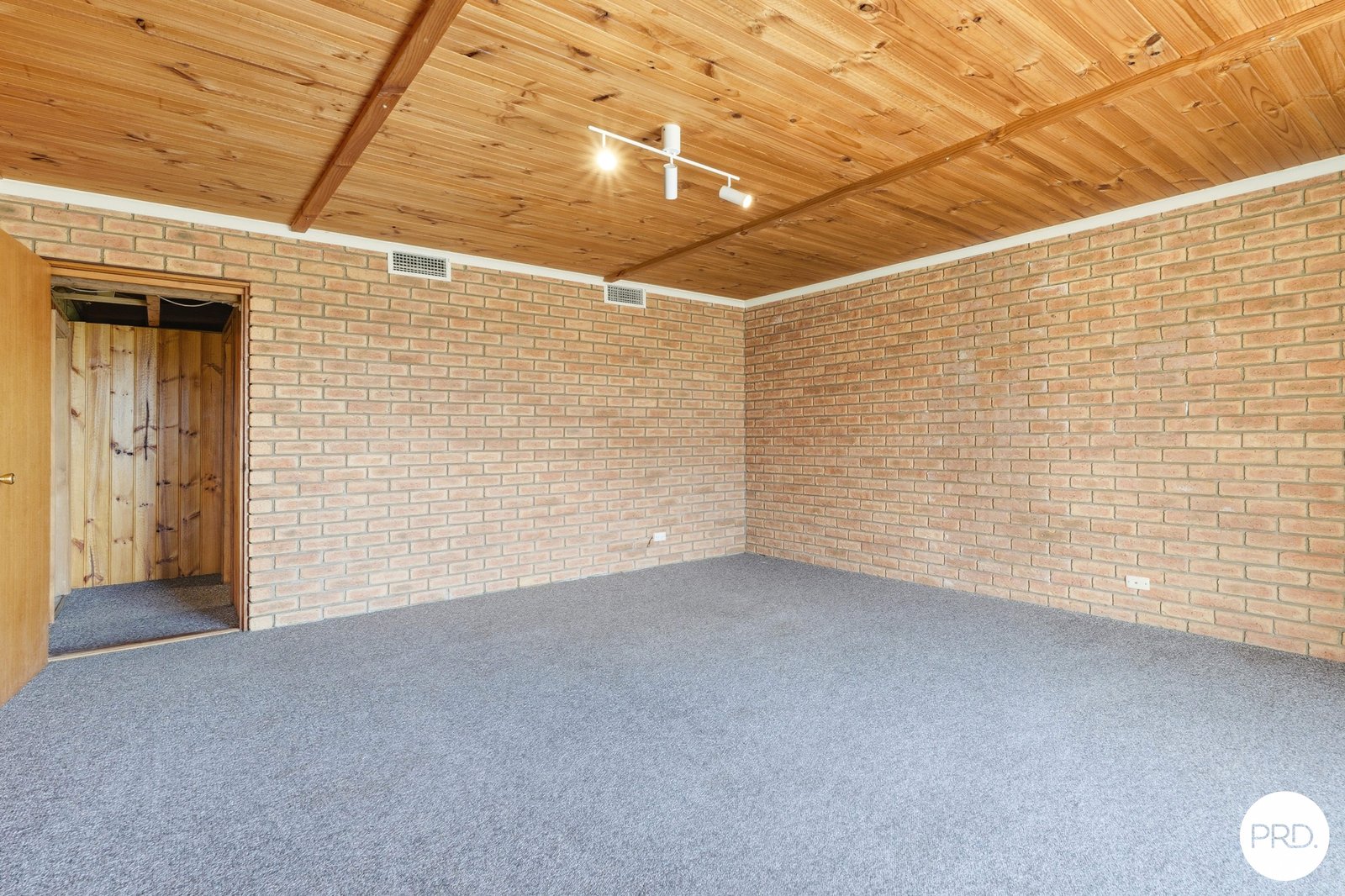 6 Anita Place GLENORCHY 21