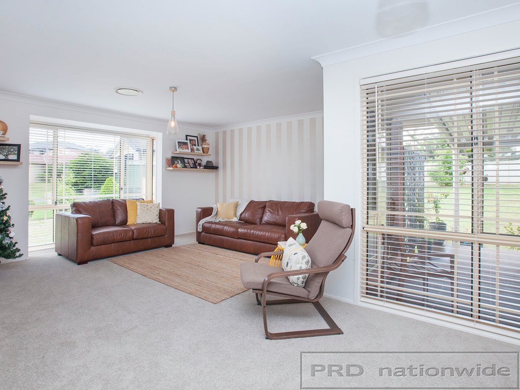 6 Antrim Close ASHTONFIELD 2