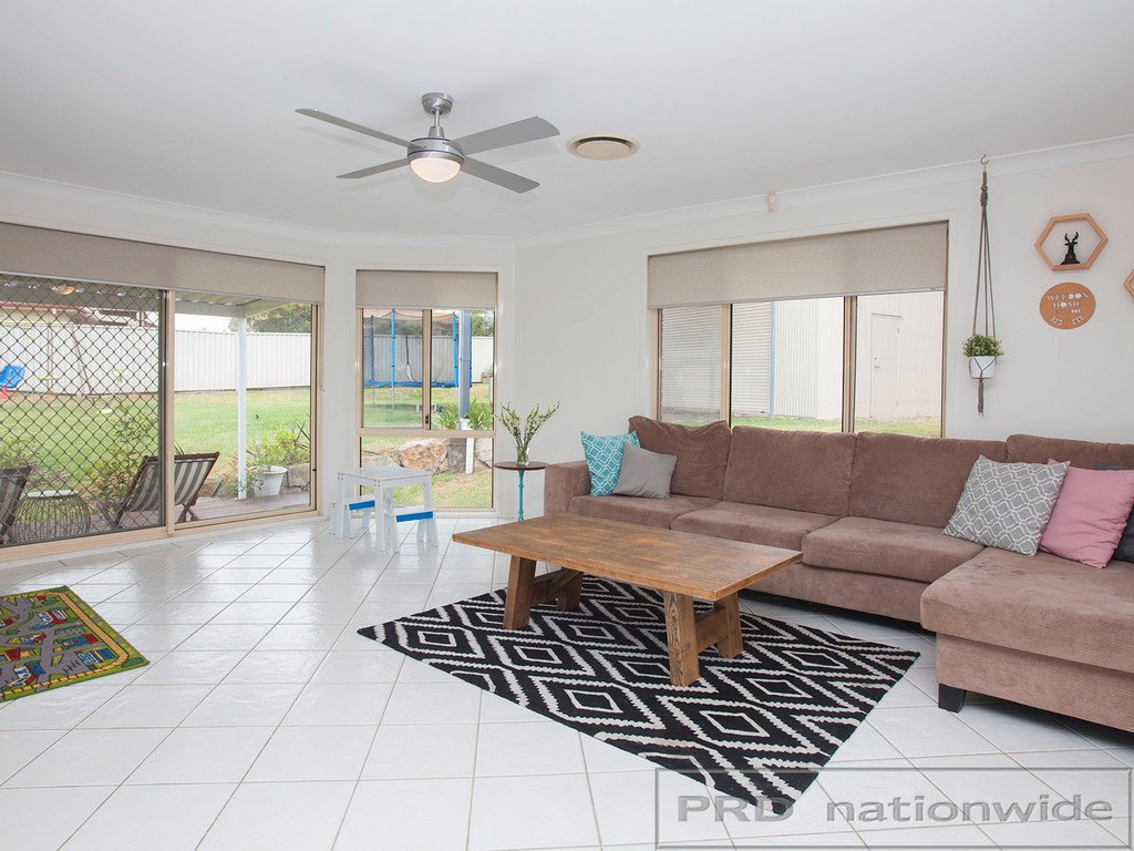 6 Antrim Close ASHTONFIELD 7