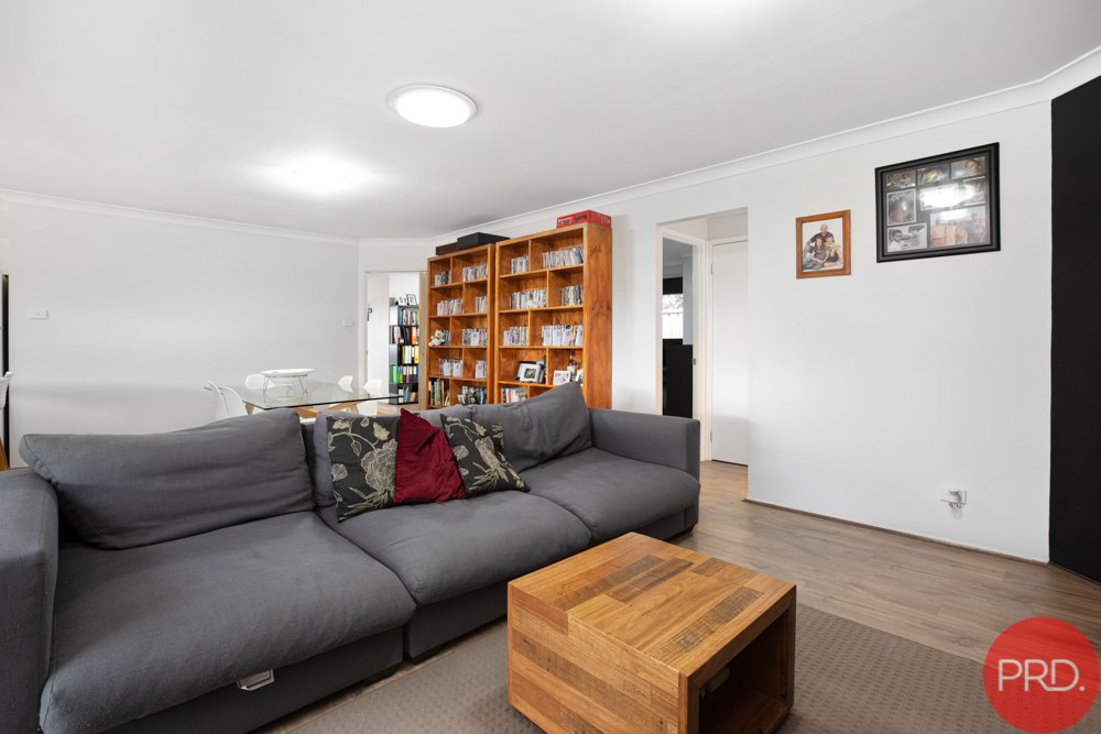 6 Appletree Avenue ABERGLASSLYN 6