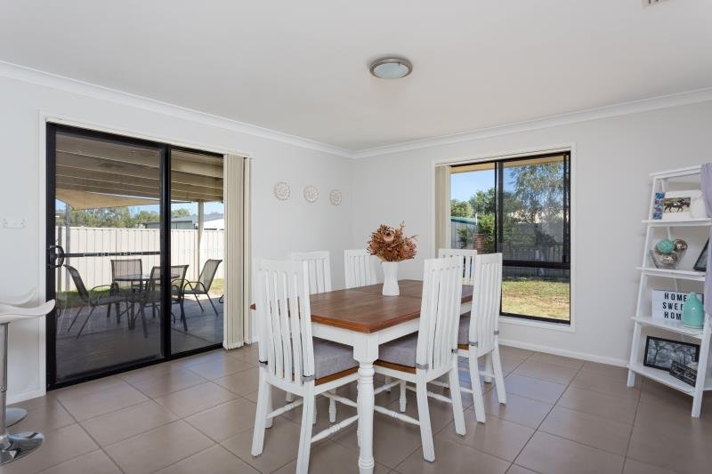 6 Apprentice Avenue FLOWERDALE 4