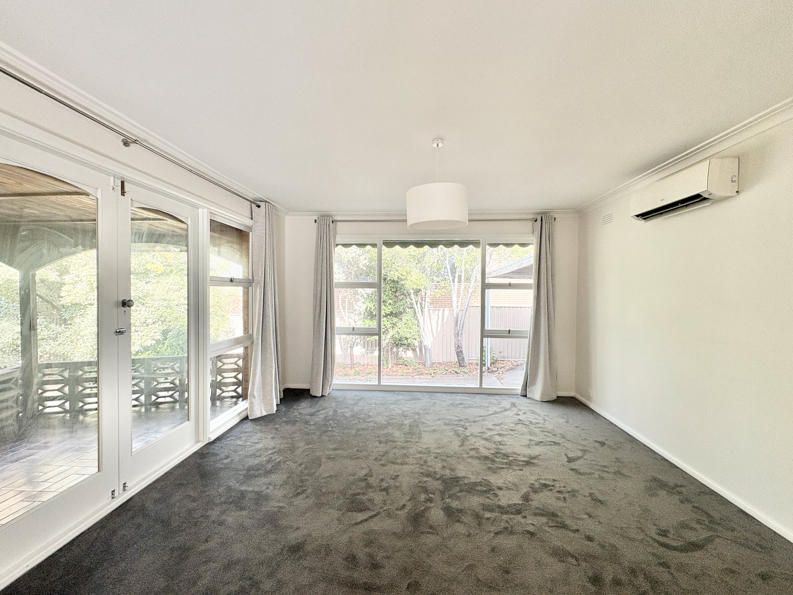 Gallery: 6 Ardlui Drive