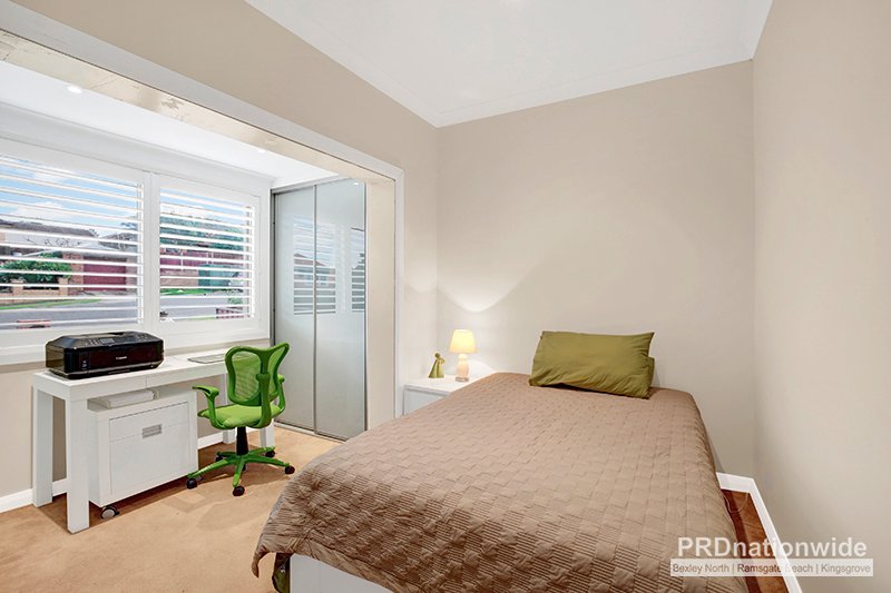 6 Arinya Street KINGSGROVE 6