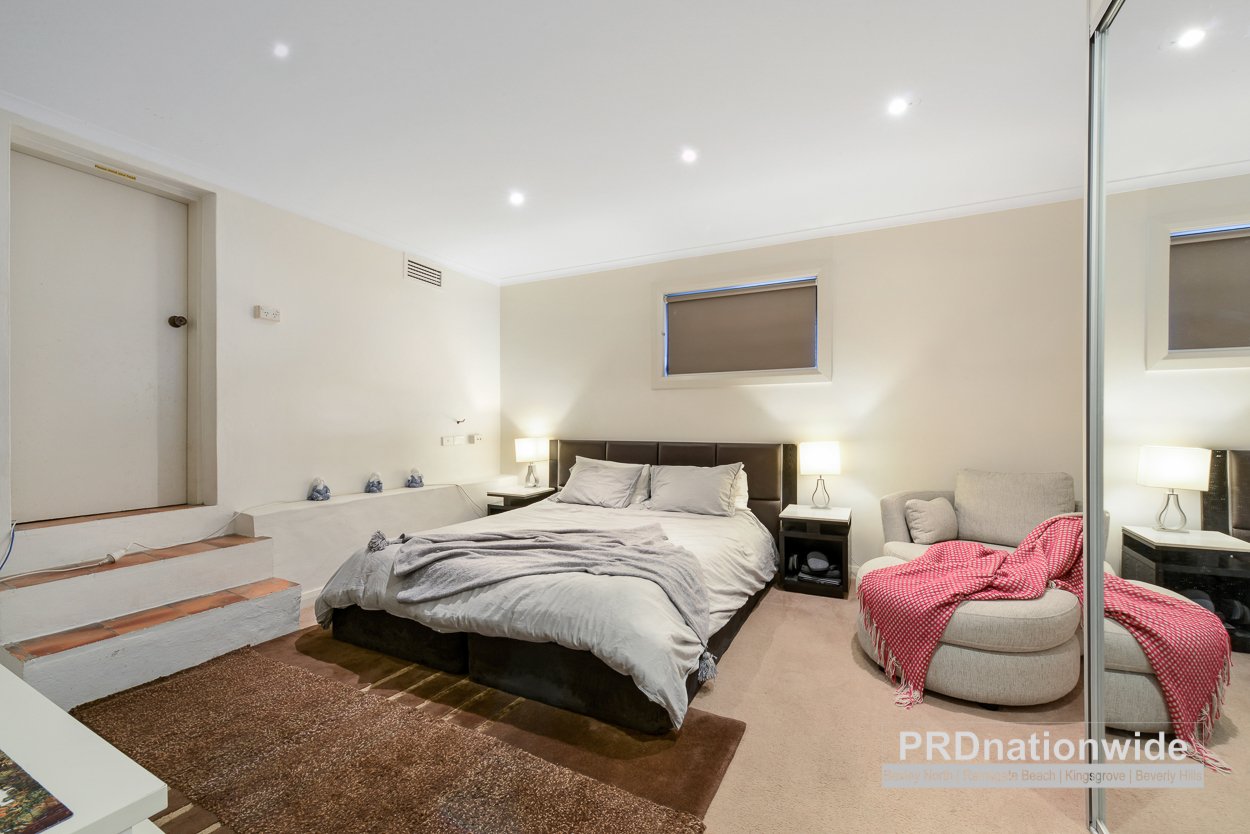 6 Arinya Street KINGSGROVE 10