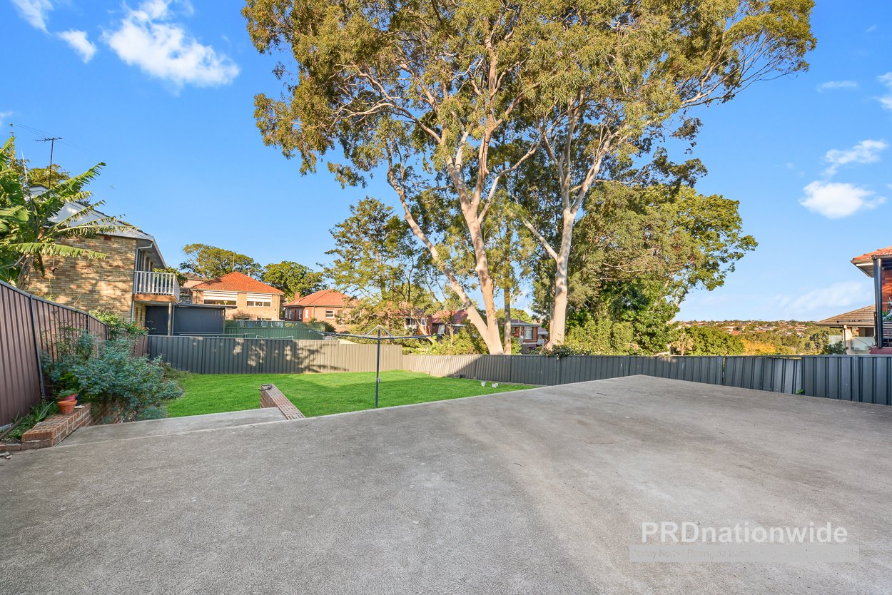 6 Arinya Street KINGSGROVE 11