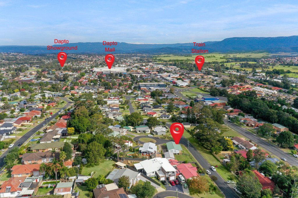 6 Armstrong Street DAPTO 3