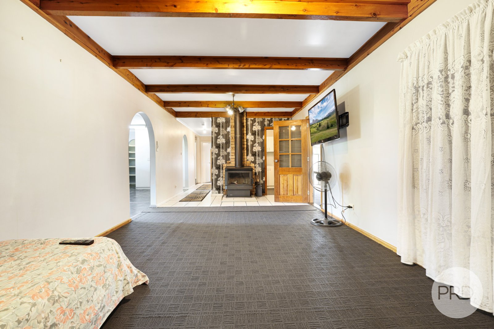 6 Arnold Avenue SPRING RIDGE 9