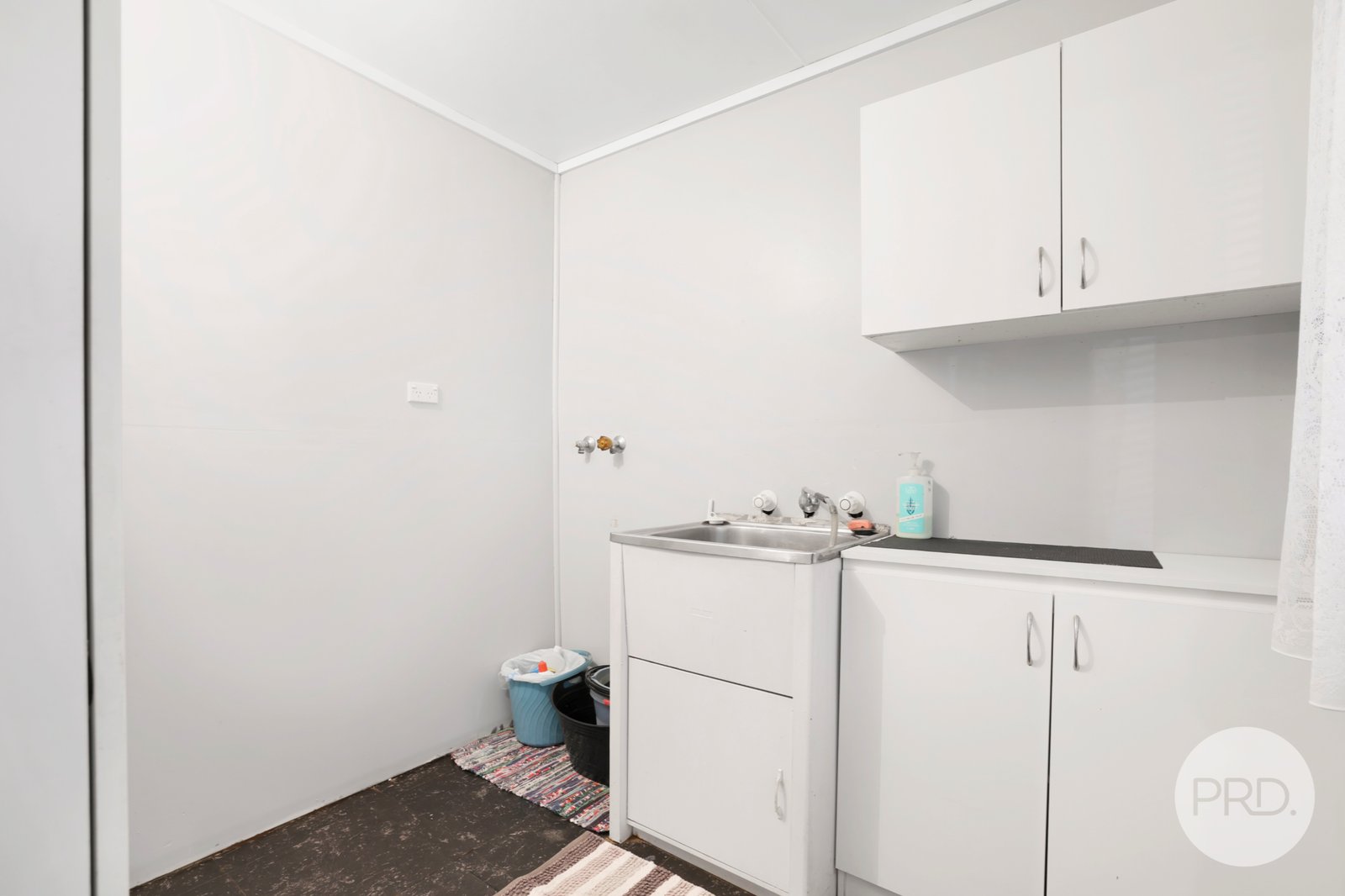 6 Arnold Avenue SPRING RIDGE 13