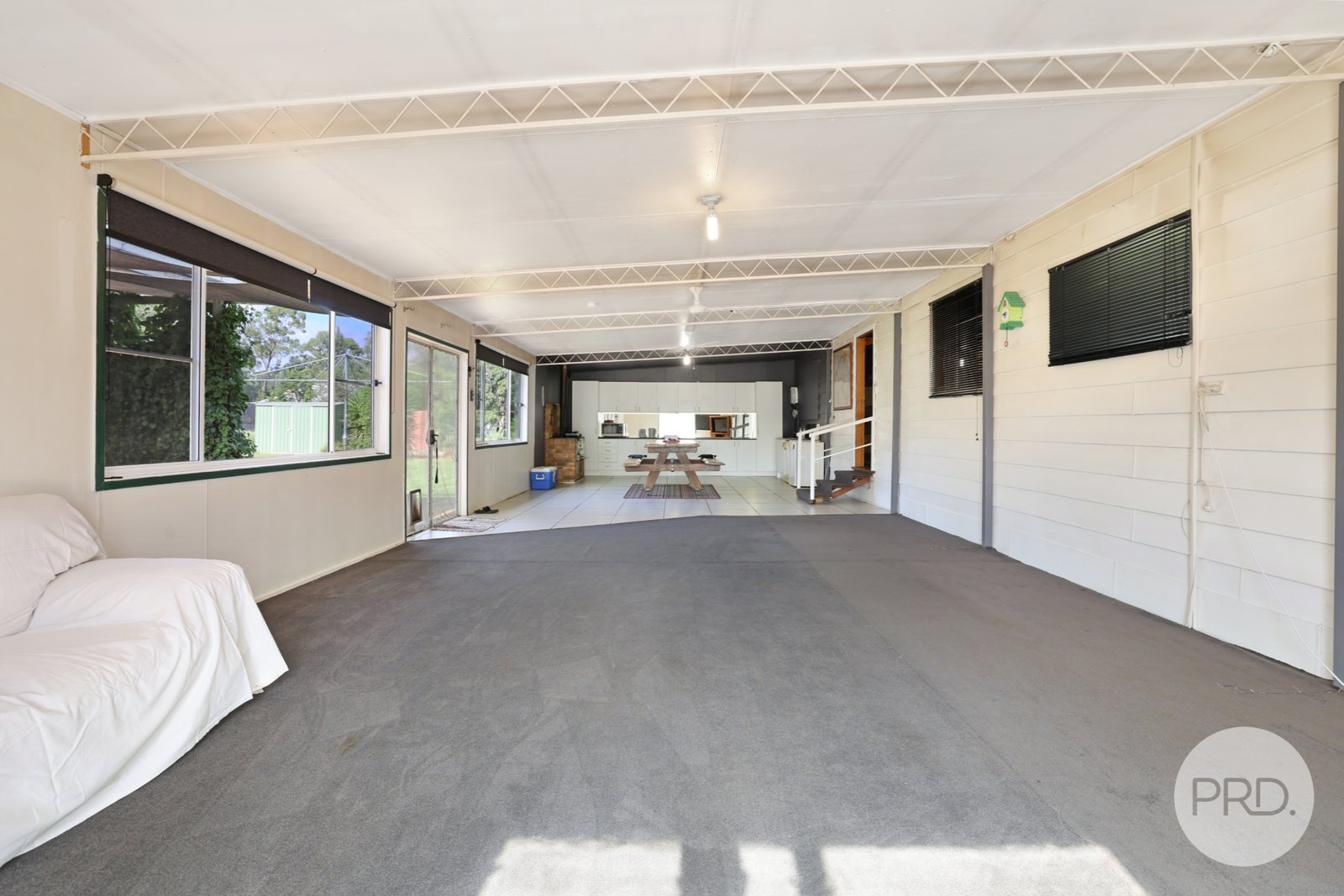 6 Arnold Avenue SPRING RIDGE 17