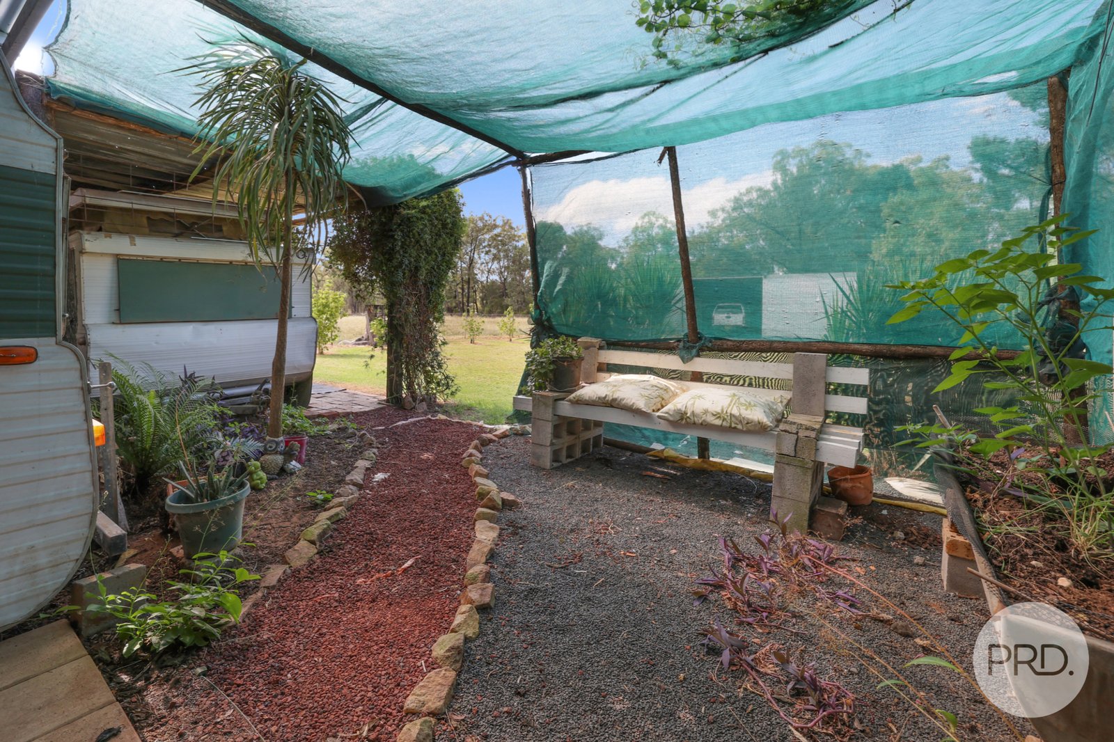 6 Arnold Avenue SPRING RIDGE 19