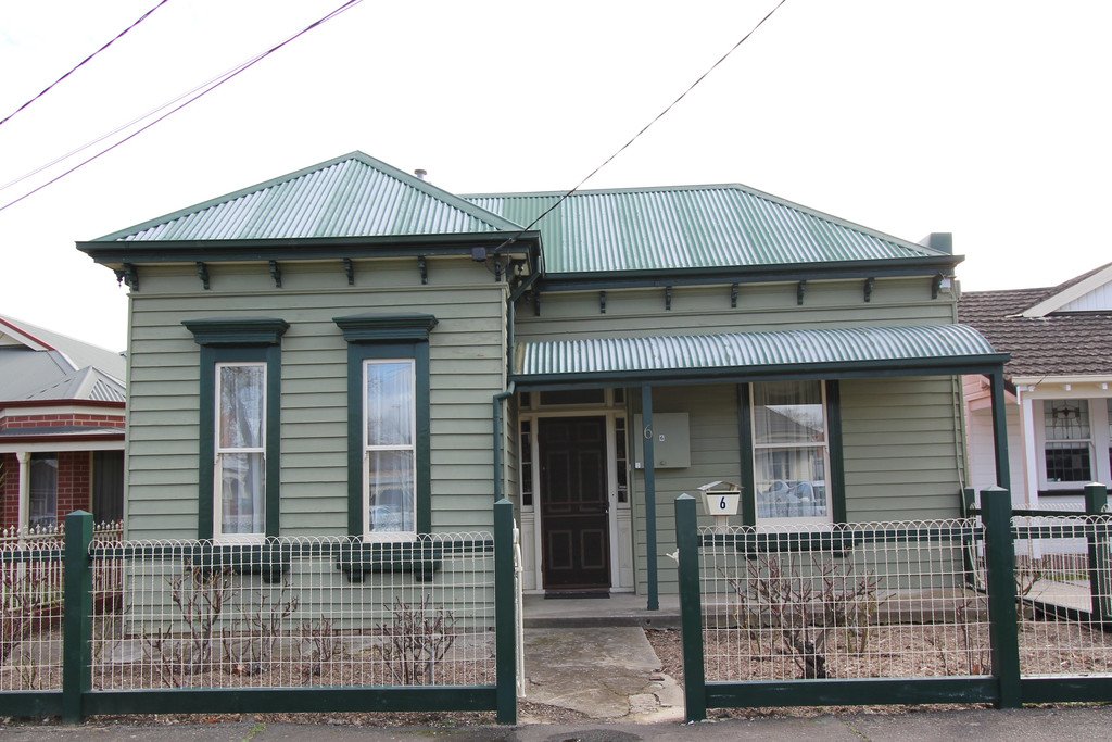 6 Ascot Street South BALLARAT CENTRAL 1