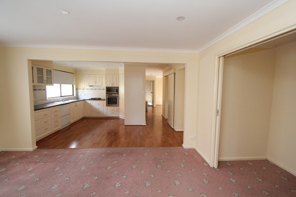 6 Ascot Street South BALLARAT CENTRAL 3