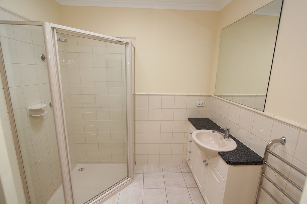 6 Ascot Street South BALLARAT CENTRAL 9