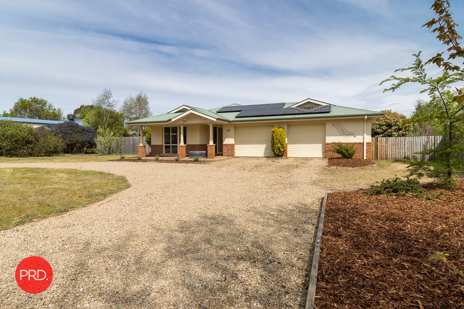 6 Ashby Drive BUNGENDORE 23