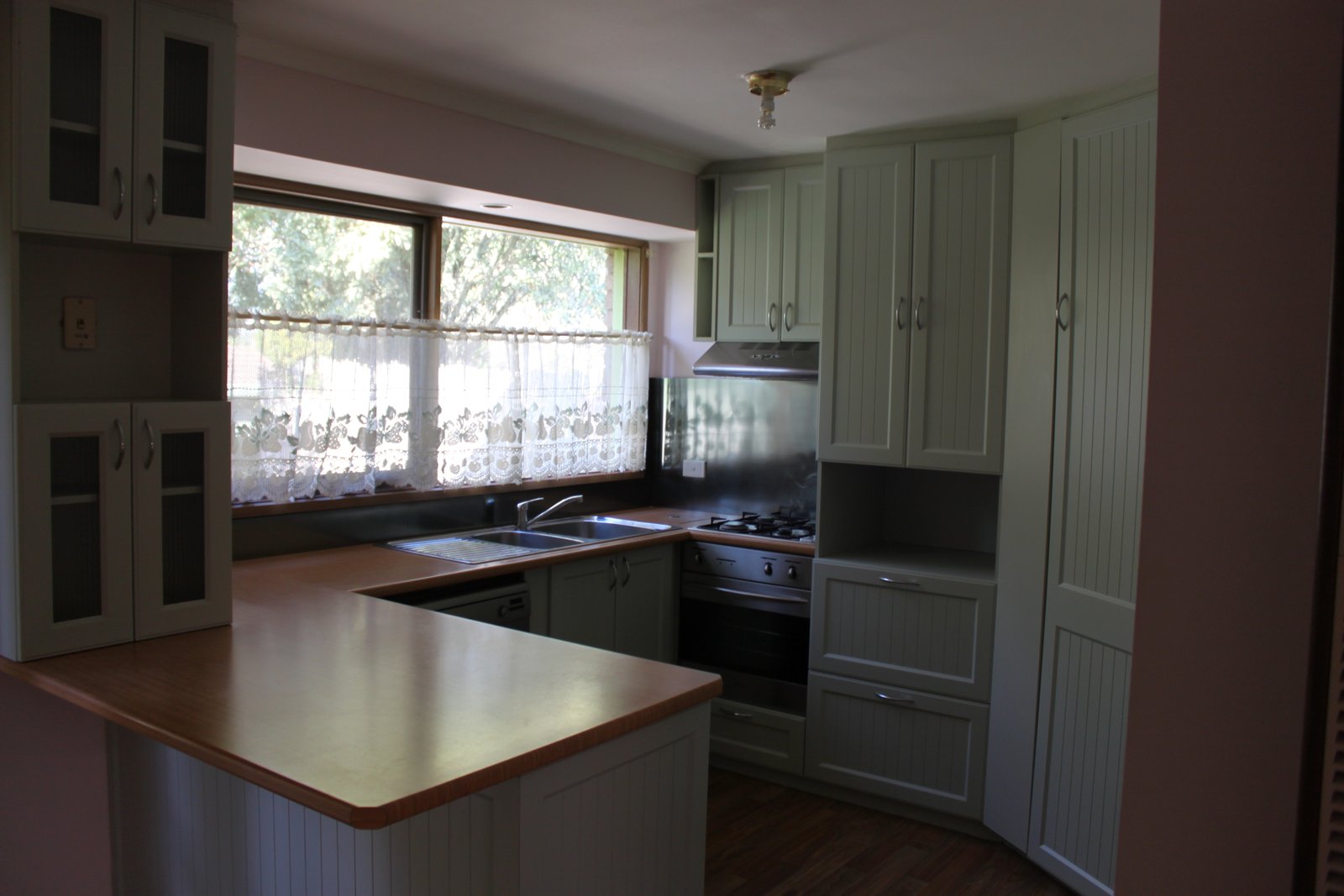 Gallery: 6 Ashford Court