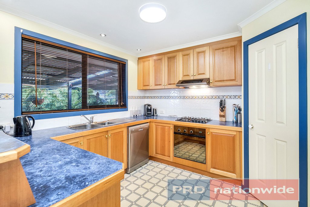 6 Ashley Grove MOUNT HELEN 2
