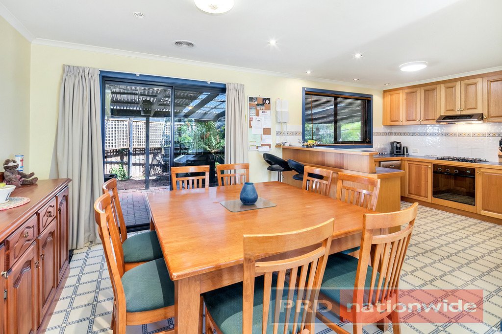 6 Ashley Grove MOUNT HELEN 3