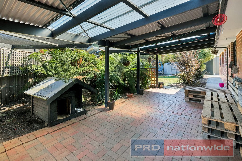 6 Ashley Grove MOUNT HELEN 11