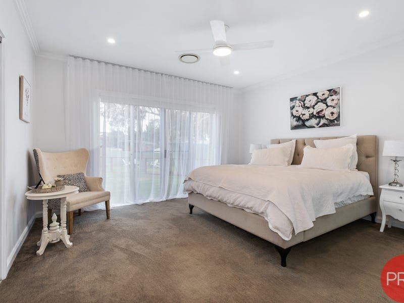 6 Ashmore Close ASHTONFIELD 13